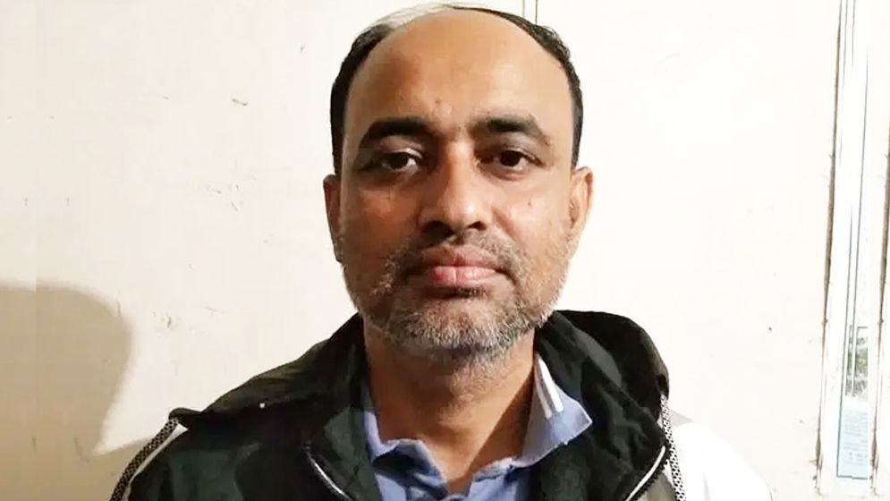 ছুটিতে বাড়ি এসে খুন হলেন পুলিশ কর্মকর্তা