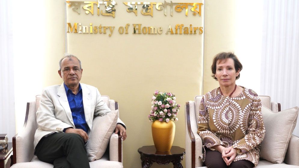 যুক্তরাষ্ট্রে আরো বেশি রোহিঙ্গা পুনর্বাসনের আহ্বান স্বরাষ্ট্র উপদেষ্টার