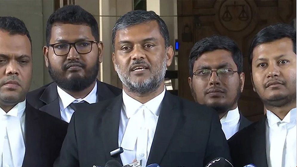 বিচারকরা সরকারের কাছে জিম্মি যে কারণে