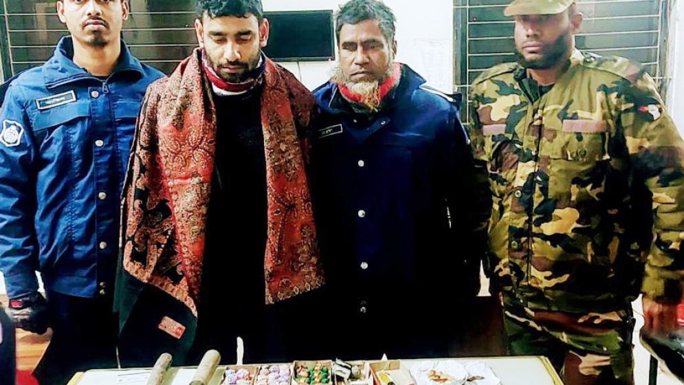 সোনাগাজীর তালিকাভুক্ত সন্ত্রাসী রানা গ্রেপ্তার