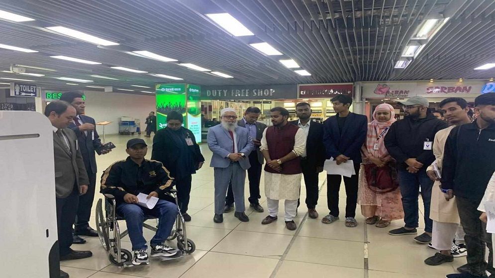 উন্নত চিকিৎসার জন্য আহত আরো ৬ জনকে বিদেশ পাঠানো হয়েছে