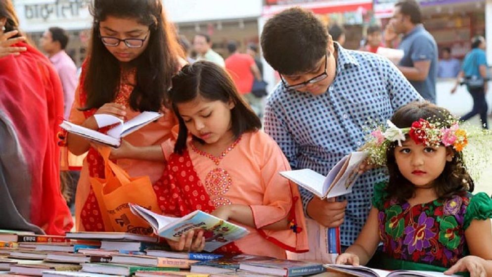 পর্দা উঠছে অমর একুশে বইমেলার 