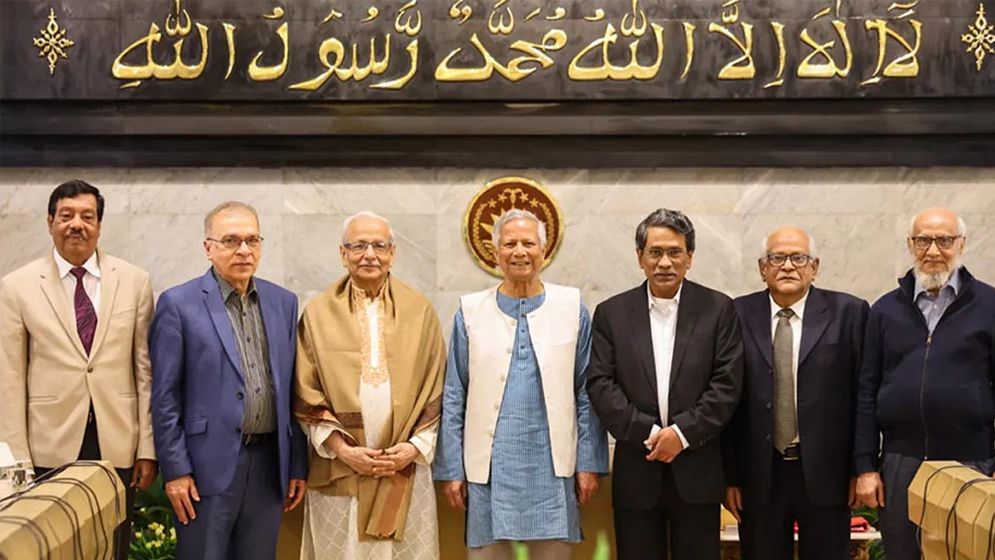 প্রধান উপদেষ্টার নেতৃত্বে ঐকমত্য কমিশন গঠন