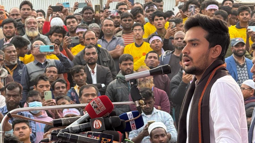 তিস্তা চুক্তি বাস্তবায়নে বিগত সরকারের মতো নতজানু নয়: উপদেষ্টা আসিফ 