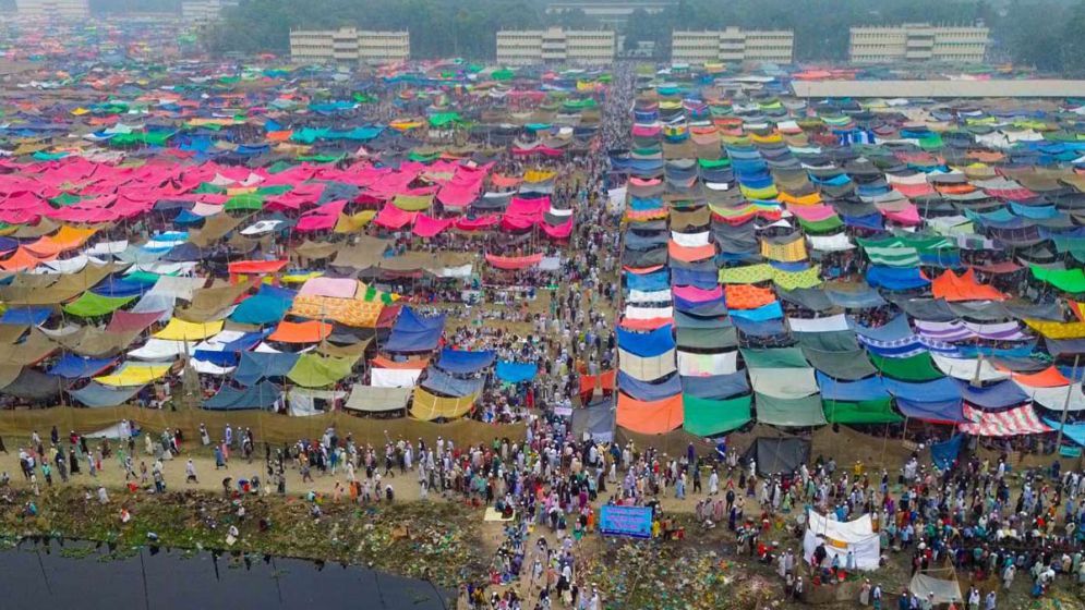 বিশ্ব ইজতেমার দ্বিতীয় ধাপের আখেরি মোনাজাত আজ