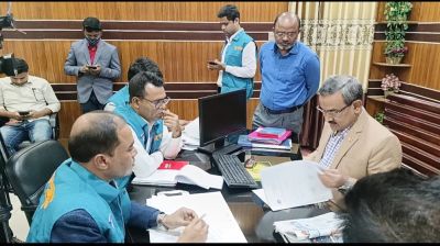 ময়মনসিংহ নগর ভবনে উন্নয়নের নামে অনিয়ম তদন্তে দুদকের অভিযান
