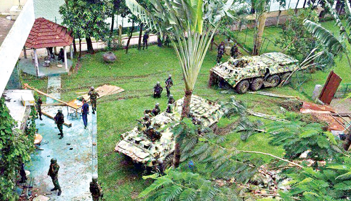 হলি আর্টিজানে কি ঘটেছিল সেই রাতে?