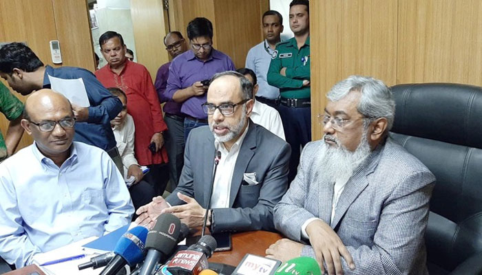 আক্রান্ত ১ জনের সংস্পর্শে আসা ৪০ জন কোয়ারেন্টাইনে