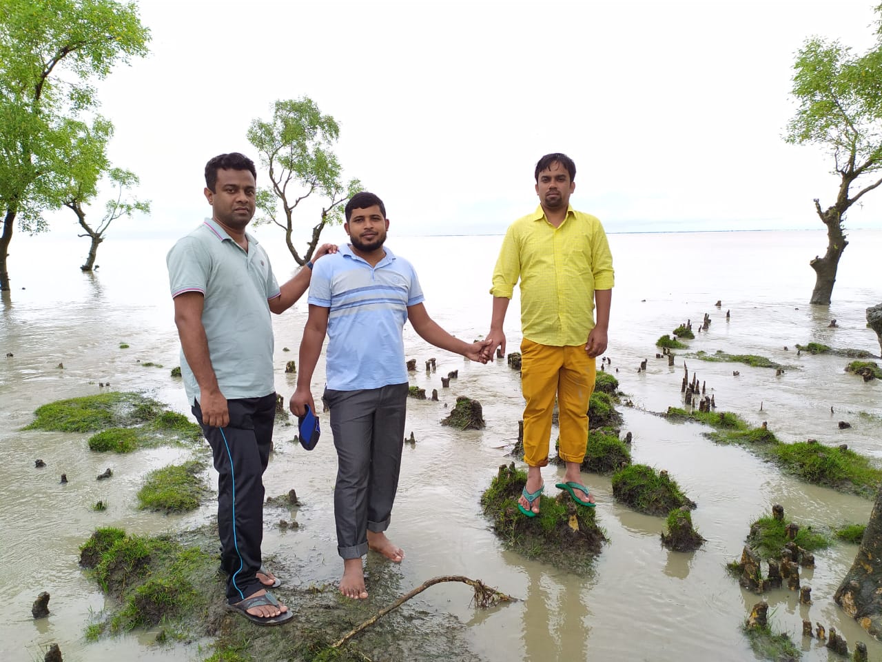 সাগর-পাহাড়-অরণ্যের সঙ্গে মিতালী