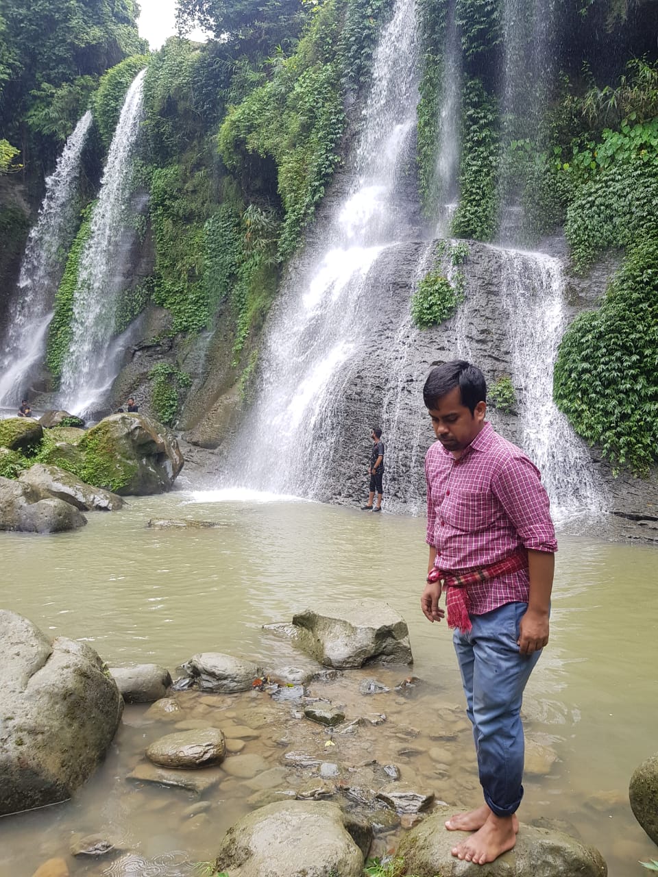 সাগর-পাহাড়-অরণ্যের সঙ্গে মিতালী
