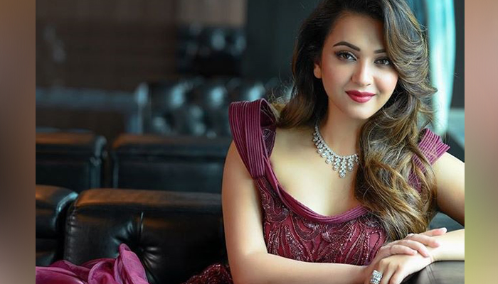 এবার রাজনীতিতে অভিষেক অভিনেত্রী কৌশানীর