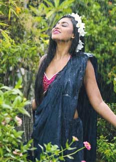 ‘পায়ের ছাপ’ নিয়ে এ দেশের পর্দায় মেঘলা