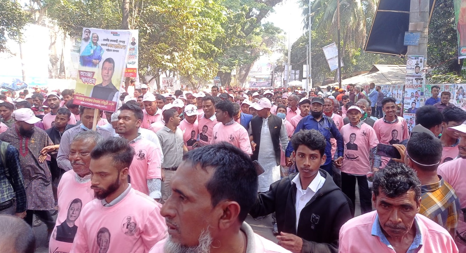 পলোগ্রাউন্ডে প্রধানমন্ত্রী, জনসভা কানায় কানায় পূর্ণ