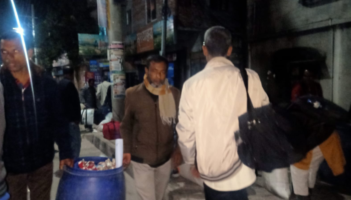 বাধা টপকে সমাবেশস্থলে বিএনপি নেতাকর্মীরা