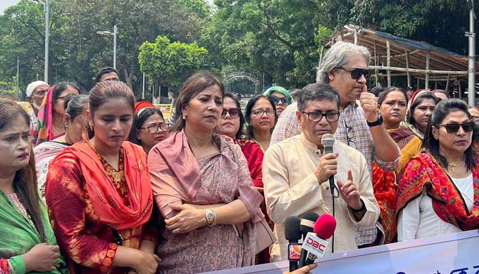 এটি দুরভিসন্ধিমুলক, ষড়যন্ত্র