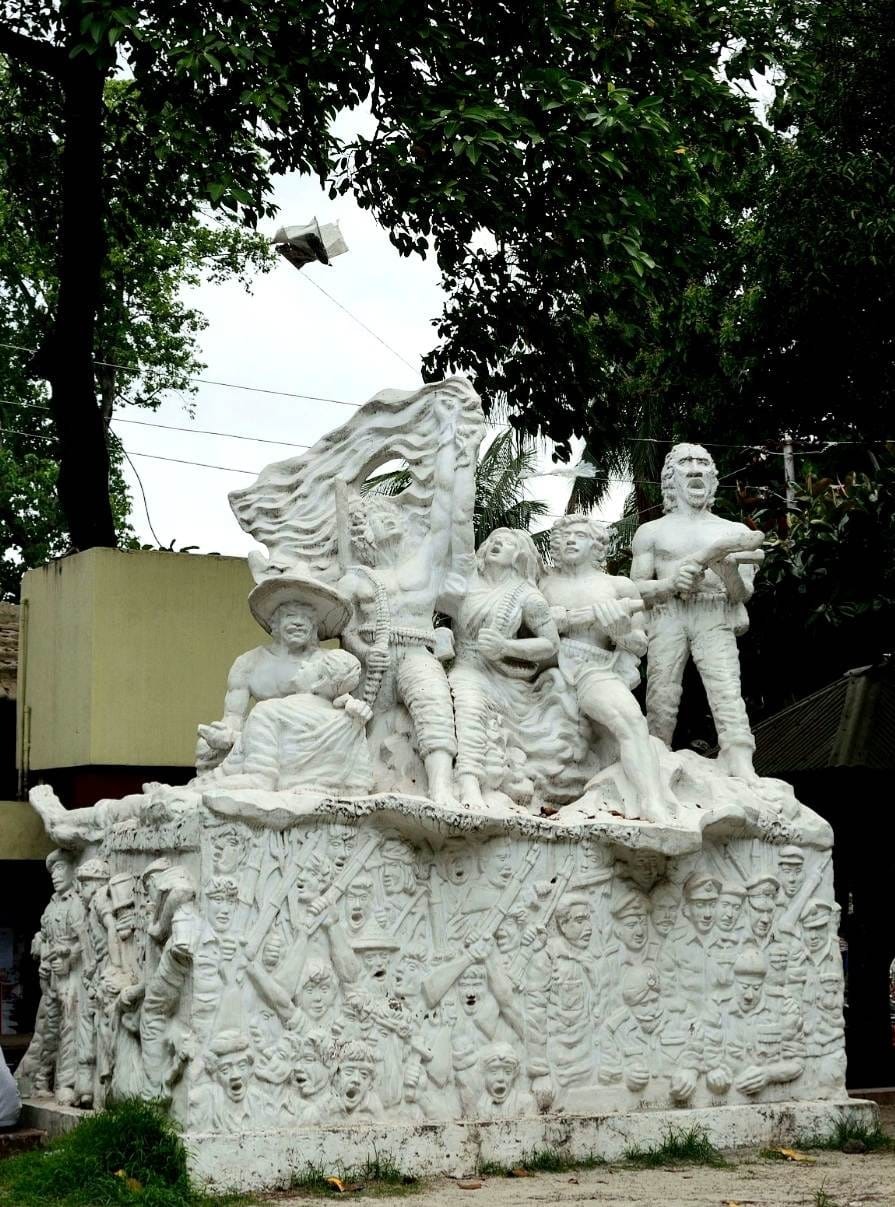 স্বোপার্জিত স্বাধীনতার শিল্পী শামীম শিকদার আর নেই