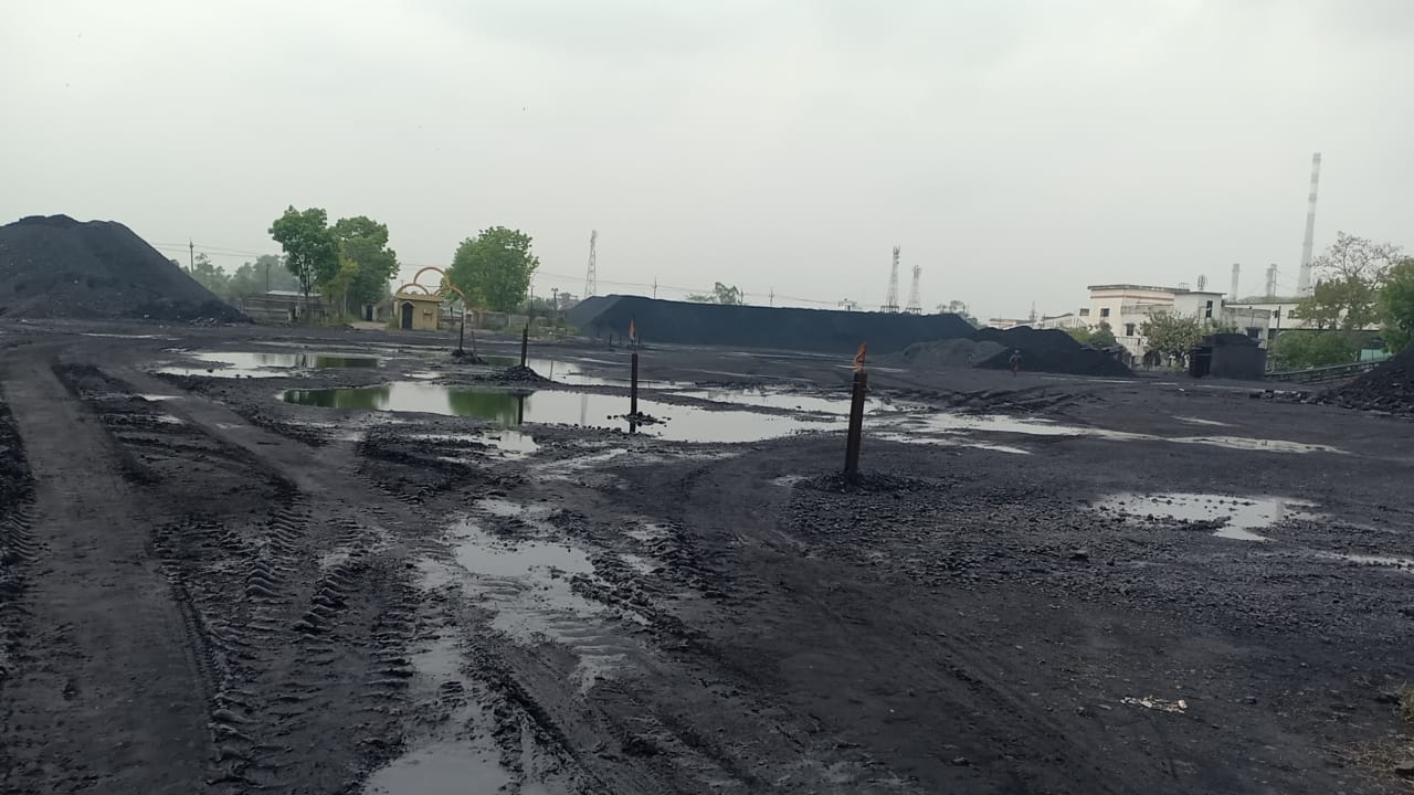 বড়পুকুরিয়া কয়লাখনির উৎপাদন বন্ধ