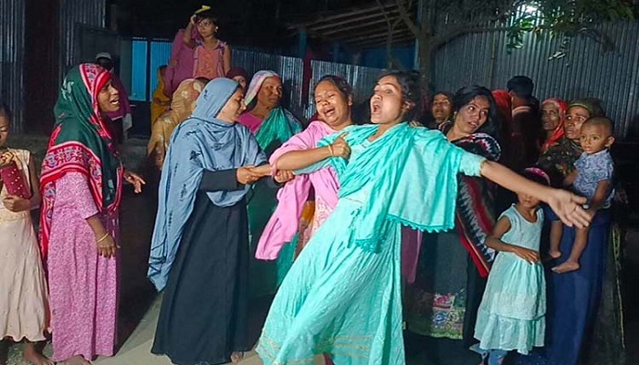 স্লোগান দেয়া নিয়ে আ.লীগ কর্মীকে পিটিয়ে হত্যা
