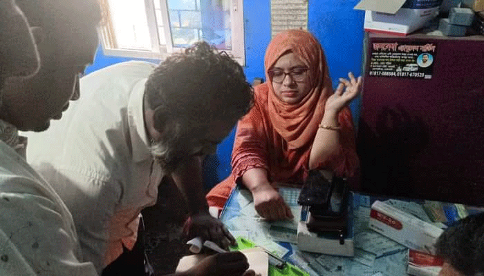 কবিরহাটে ভুয়া চিকিৎসকের ১ লাখ টাকা জরিমানা