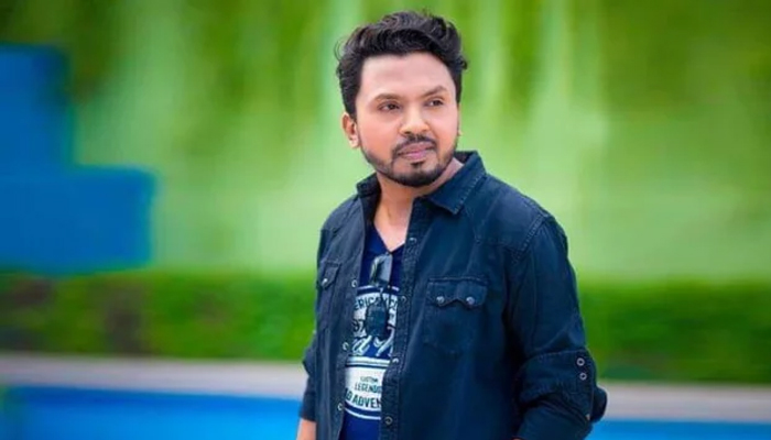 বাবা-ছেলেকে নিয়ে ঈদের নামাজ পড়াটা আনন্দের: বেলাল খান
