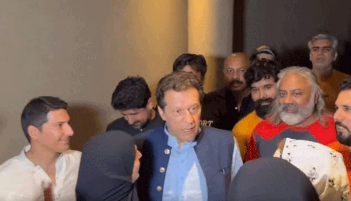 বাড়ি ফেরা নিয়েও নাটক করেছে পুলিশ: ইমরান খান