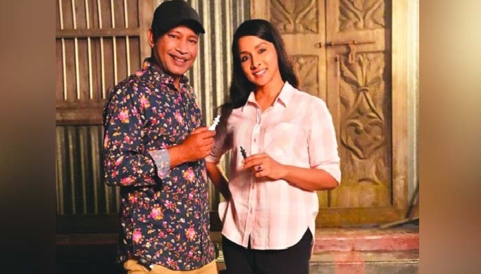 দাবাড়ু চ্যাম্পিয়নদের গল্পে নাটক