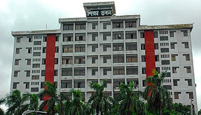 ৩ শিক্ষককে ১৭ লক্ষাধিক টাকা ফেরৎ দিতে নির্দেশ