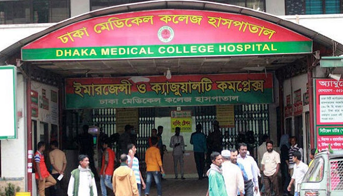 গভীর রাতে নিরাপত্তাকর্মীকে কুপিয়ে হত্যা