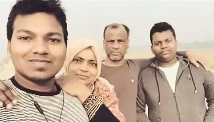 বাগমারায় আগুনে শিক্ষিকার মৃত্যু