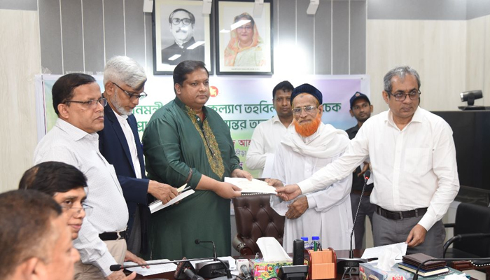 ৩ কোটি ৬৬ লাখ টাকারও বেশি অনুদান পাচ্ছে ৯০০টি যুব সংগঠন