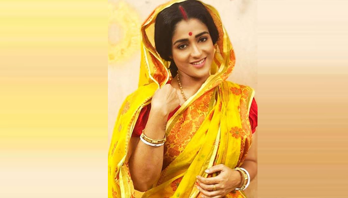 ফেসবুক নিয়ে পুলিশের কাছে ভারতীয় অভিনেত্রী