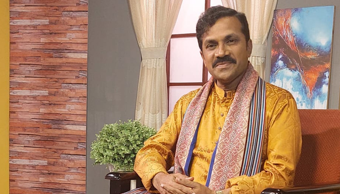 ‘অচলায়তন’ নির্দেশনা দিতে অস্ট্রেলিয়ায় জাহিদ রিপন