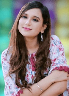মাছ বিক্রি করছেন সাবিলা!