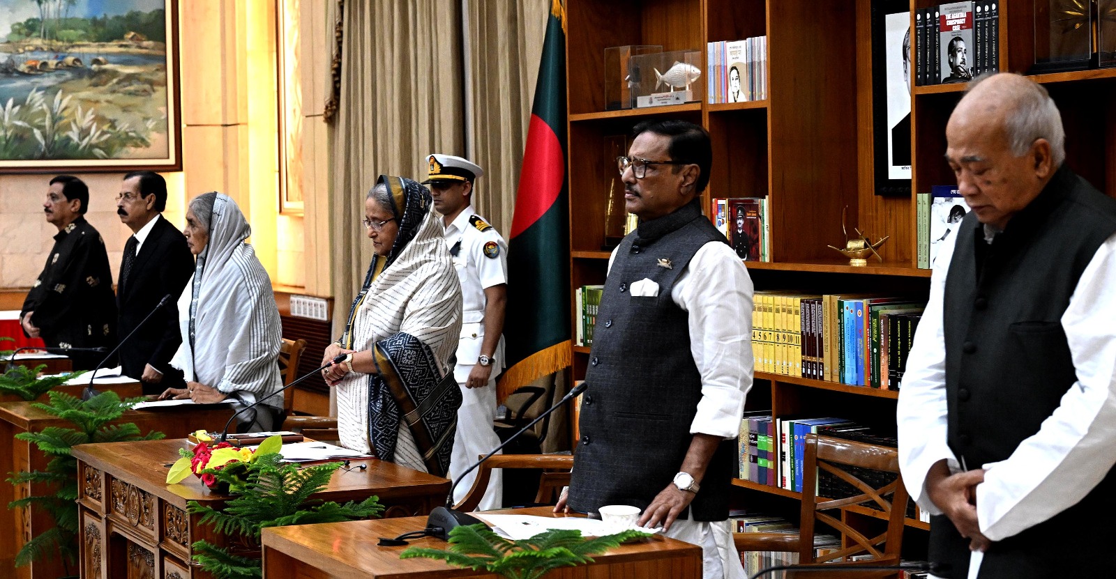 দেশকে অন্ধকারে নিয়ে যেতে চায় বিএনপি
