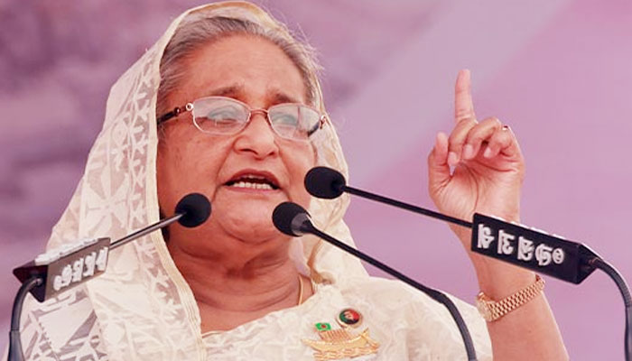 রংপুরে নৌকায় ভোট চাইলেন প্রধানমন্ত্রী