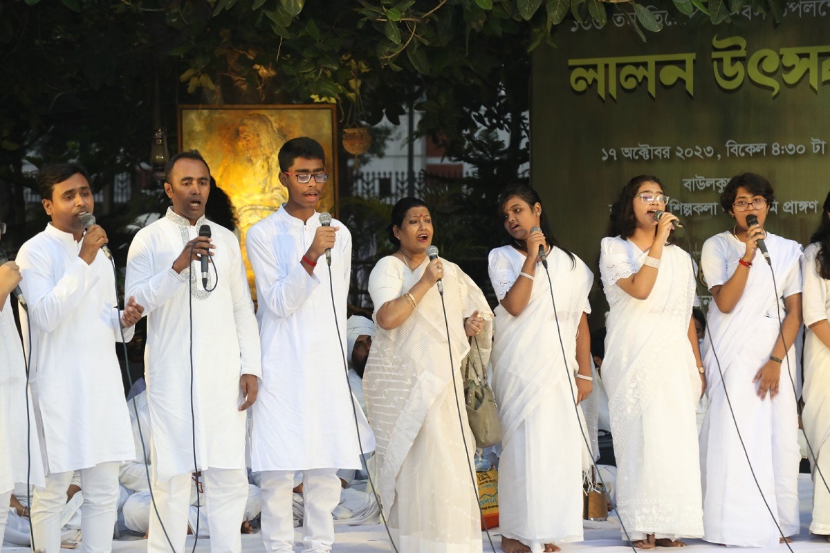 শিল্পীর কণ্ঠে মূর্ত হয়ে উঠেছিলেন মহাত্মা লালন