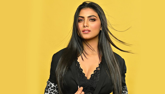 জায়েদ প্রসঙ্গে যা বললেন ইধিকা