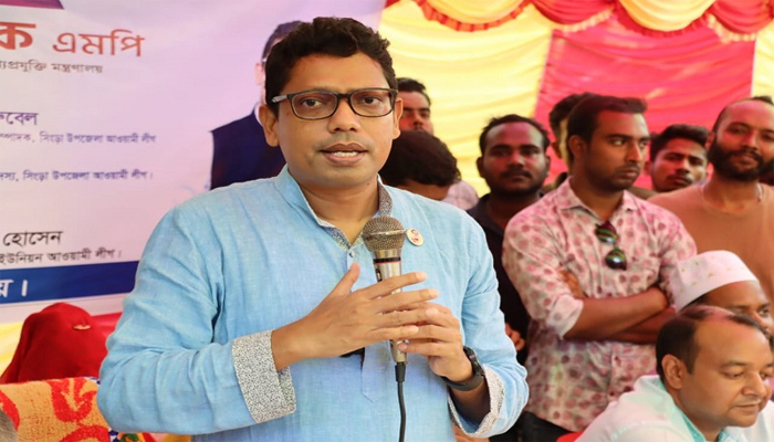 নিজের ভুলত্রুটির জন্য ক্ষমা চাইলেন পলক