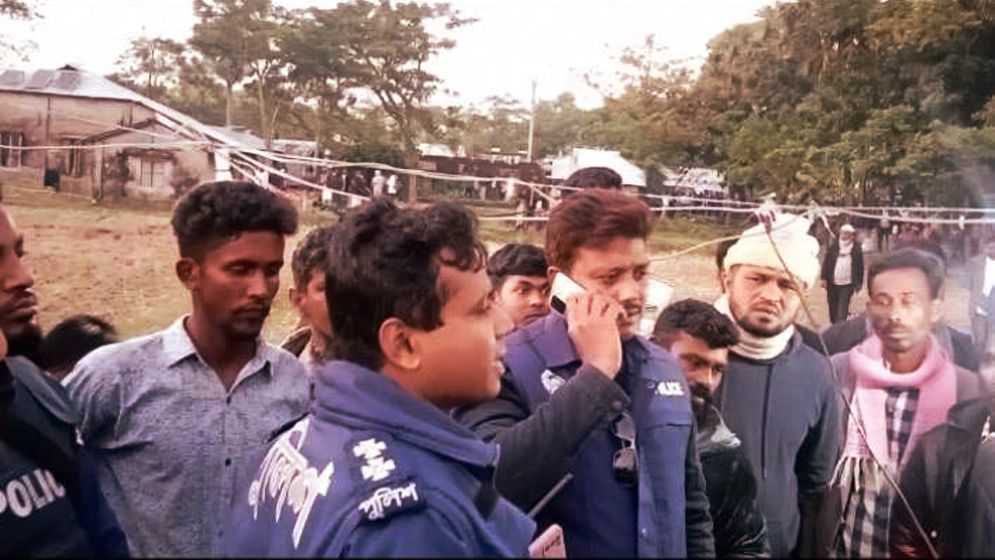 রাঙ্গাবালীতে নৌকা ও স্বতন্ত্র প্রার্থীর পালটা পালটি কর্মসূচিতে ১৪৪ ধারা জারি