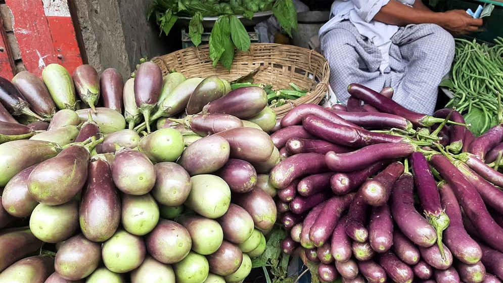 একদিনের ব্যবধানে বেগুনের দাম দ্বিগুণ