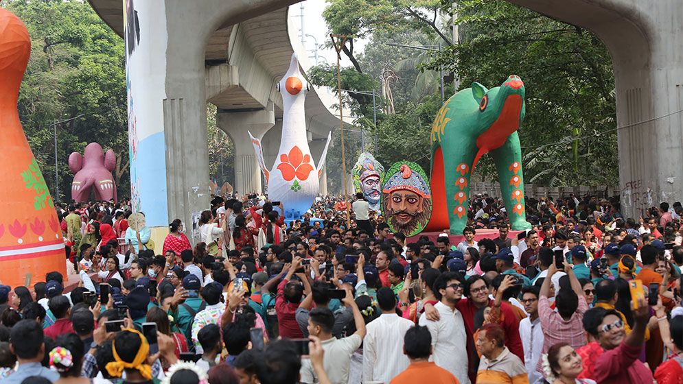 বৈশাখী আবাহনে মানবের জয়গান, আজ পহেলা বৈশাখ (ভিডিও)