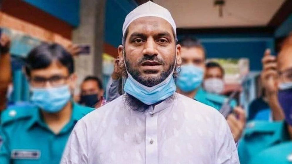 মামুনুল হকের মুক্তির অপেক্ষায় কাশিমপুর কারাগারের সামনে সমর্থকদের ভিড়