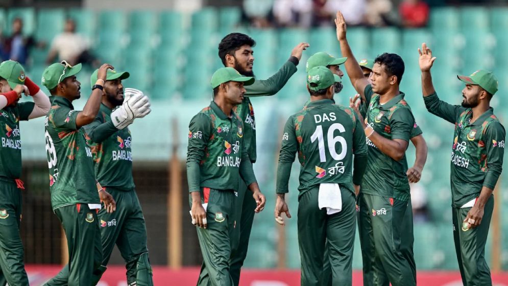 জয়ের সুবাস পাচ্ছে বাংলাদেশ