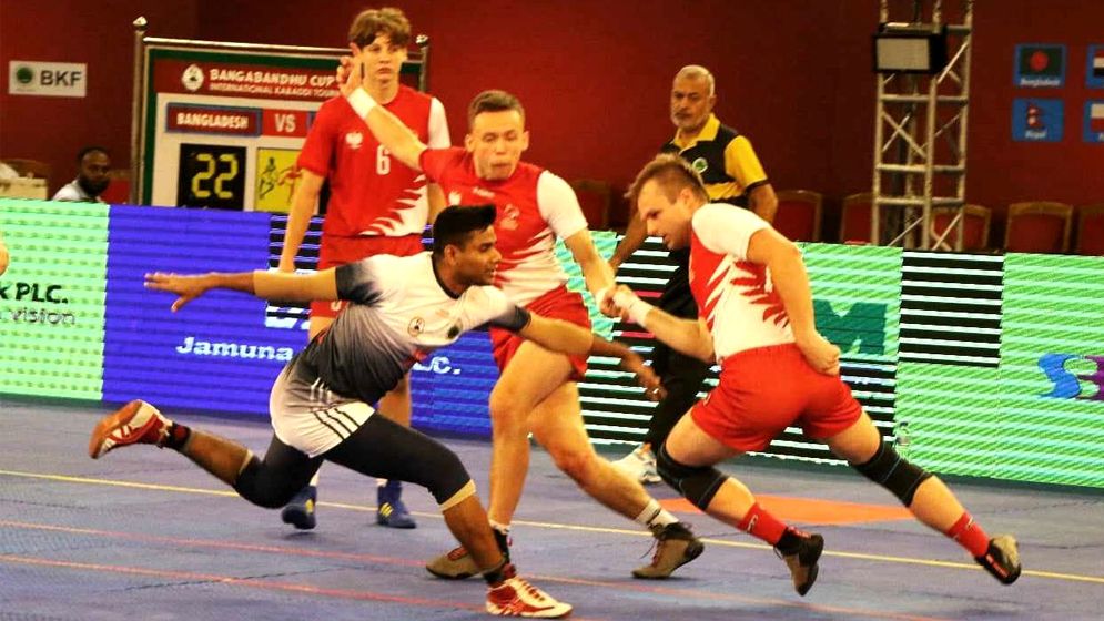 পোল্যান্ডকে হারিয়ে সেমিফাইনালে বাংলাদেশ