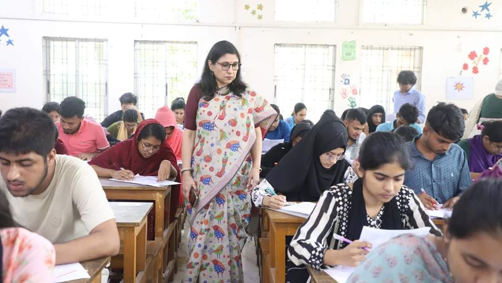 ‘বি’ ইউনিটে উপস্থিতি ৯০ শতাংশ, ফল ৭২ ঘণ্টায়