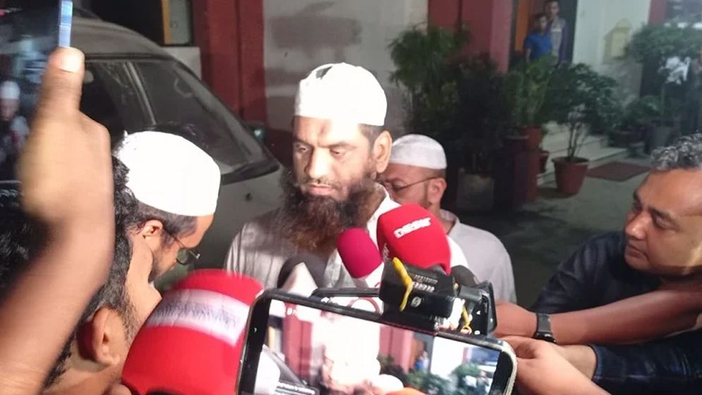 মামুনুল হক ডিবি কার্যালয় থেকে বের হয়ে যা বললেন