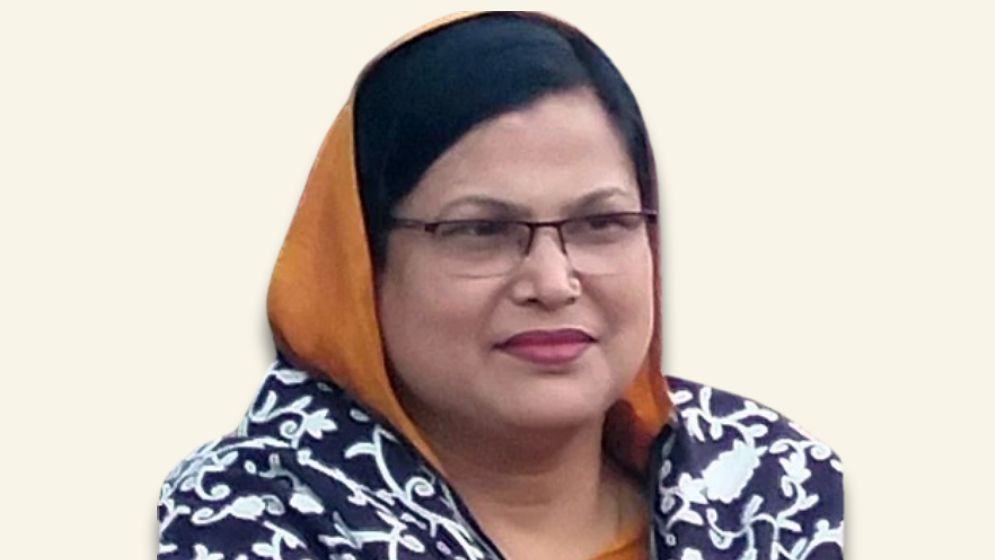 যেভাবে বিনা প্রতিদ্বন্দ্বিতায় নির্বাচিত হলেন লতিফা বেগম