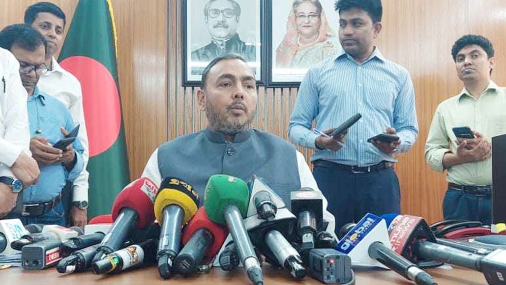 ভোক্তা পর্যায়ে ডলারের দাম বৃদ্ধির প্রভাব পড়বে না