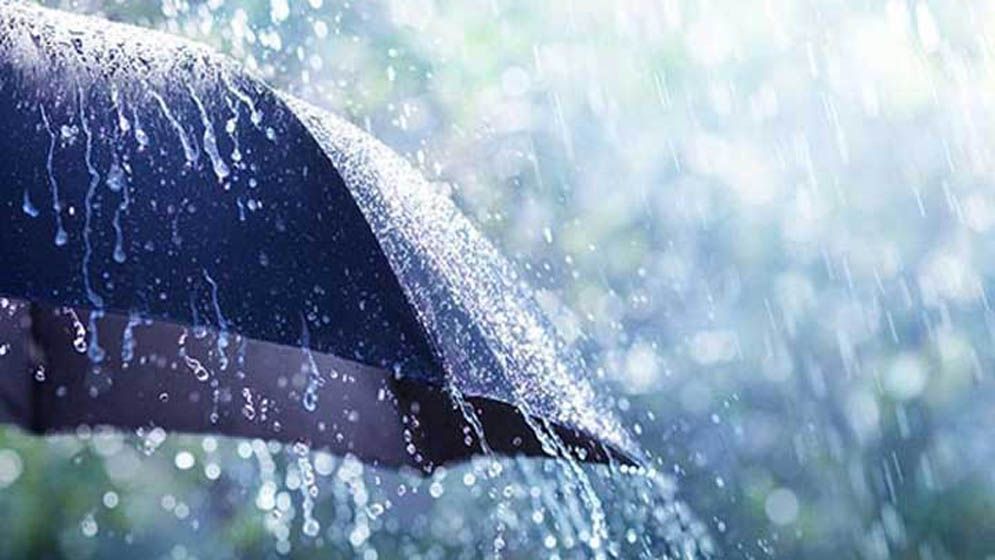 এক পশলা বৃষ্টিতে রাজধানীর তাপমাত্রা কমেছে ৬ ডিগ্রি
