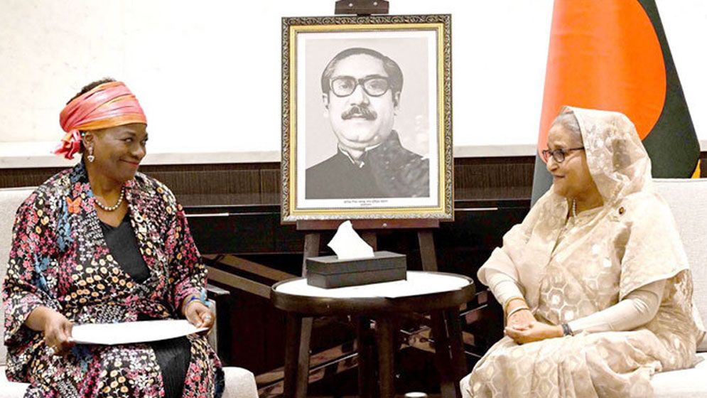 নারীবান্ধব শিক্ষানীতির কারণে মেয়েরা এগিয়ে